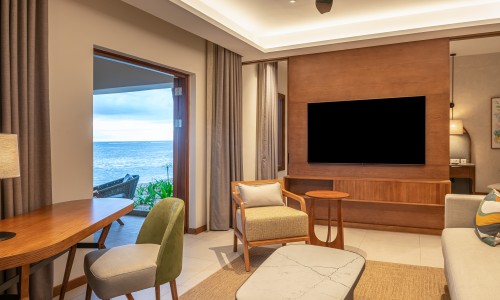 Beachfront Junior Suite